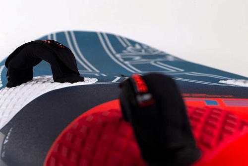 Доска Starboard 2024 ISONIC slalom Carbon Sandwich
