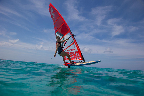 Доска для Виндсерфинга Starboard 2024 Foil Freeride Starlite Carbon