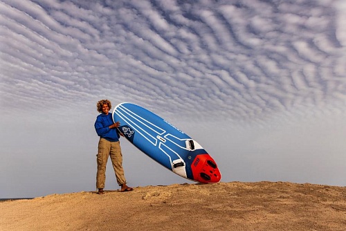Доска Starboard 2025 CARVE Starlite Carbon