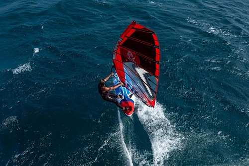 Доска Starboard 2025 CARVE Starlite Carbon