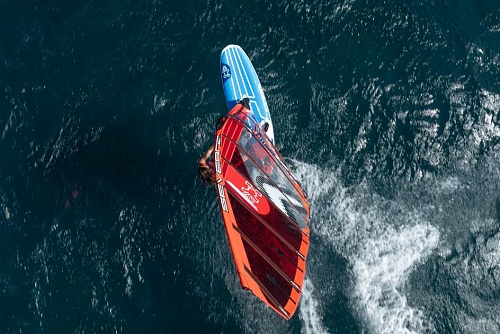 Доска Starboard 2025 CARVE Starlite Carbon